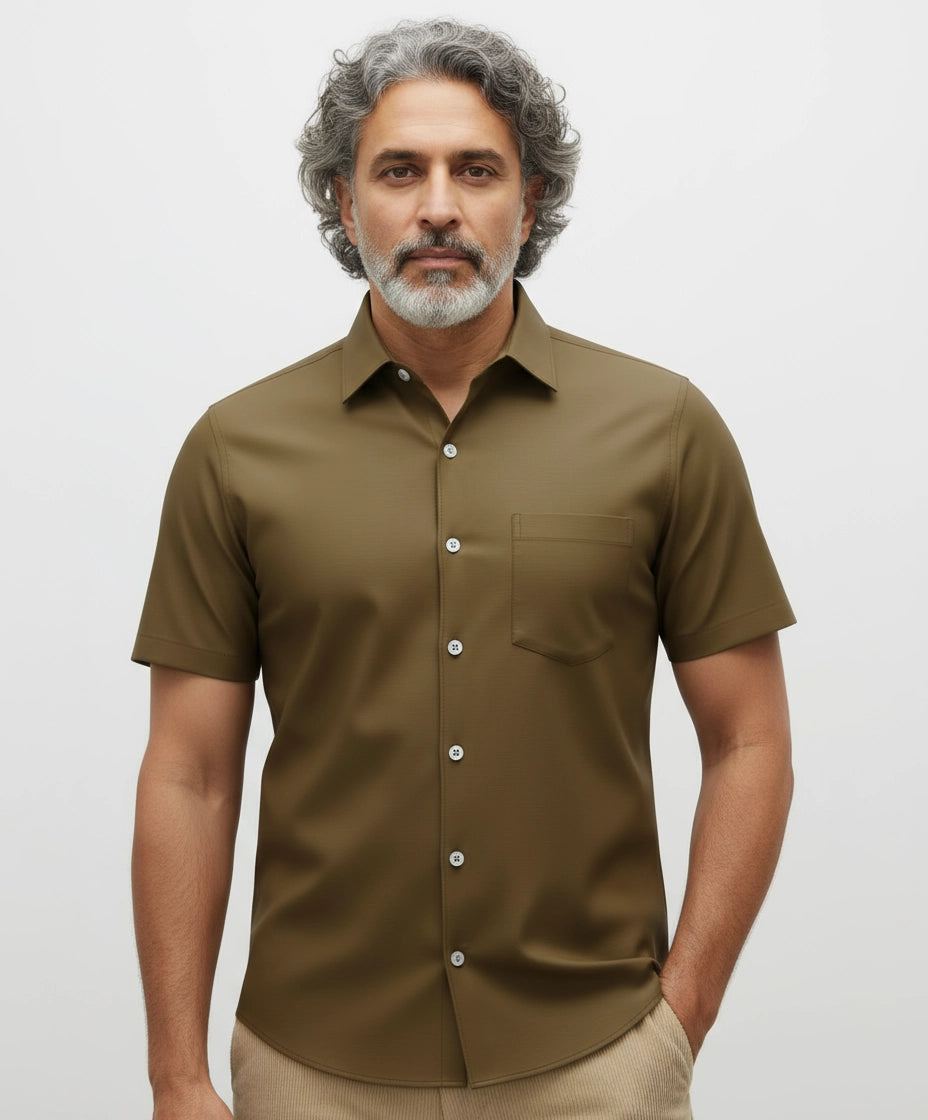 Man wearing a Brown Khaki short-sleeve shirt for men with a pocket and spread regular collar